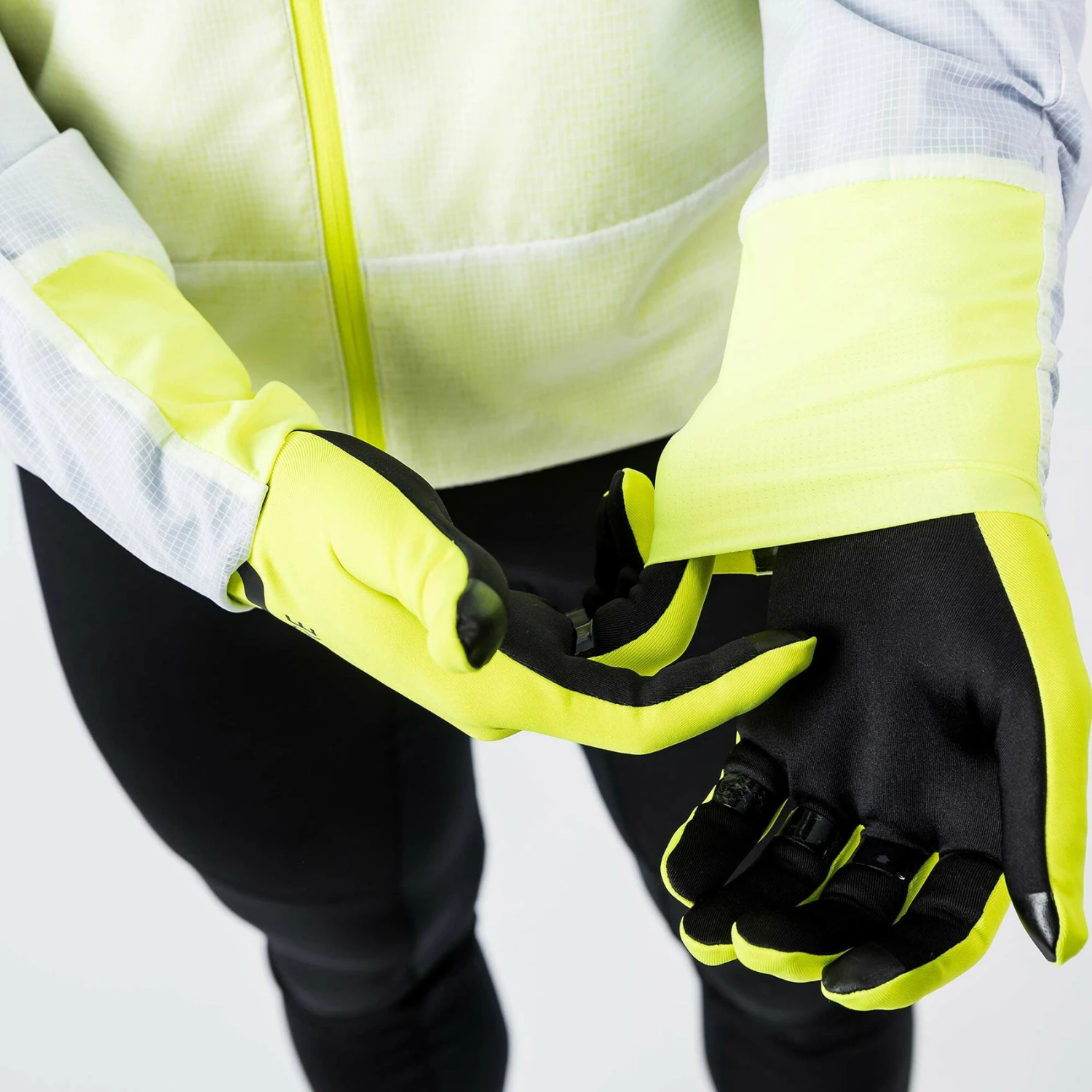 Gore Wear Men's Drive Jacket - White/Neon Yellow 9 Gore Wear Men's Drive Jacket - White/Neon Yellow - Image 7