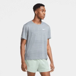 Men's Nike Dri-FIT Miler Top - Smoke Grey/Reflective Silver -Daily Flex Shop CU5992 084 PHSFM001 2000