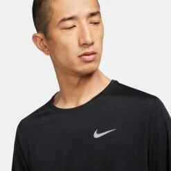 Men's Nike Dri-FIT Miler Long Sleeve Running Top - Black/Reflective Silver -Daily Flex Shop DD4576 010 PHSYM001 2000