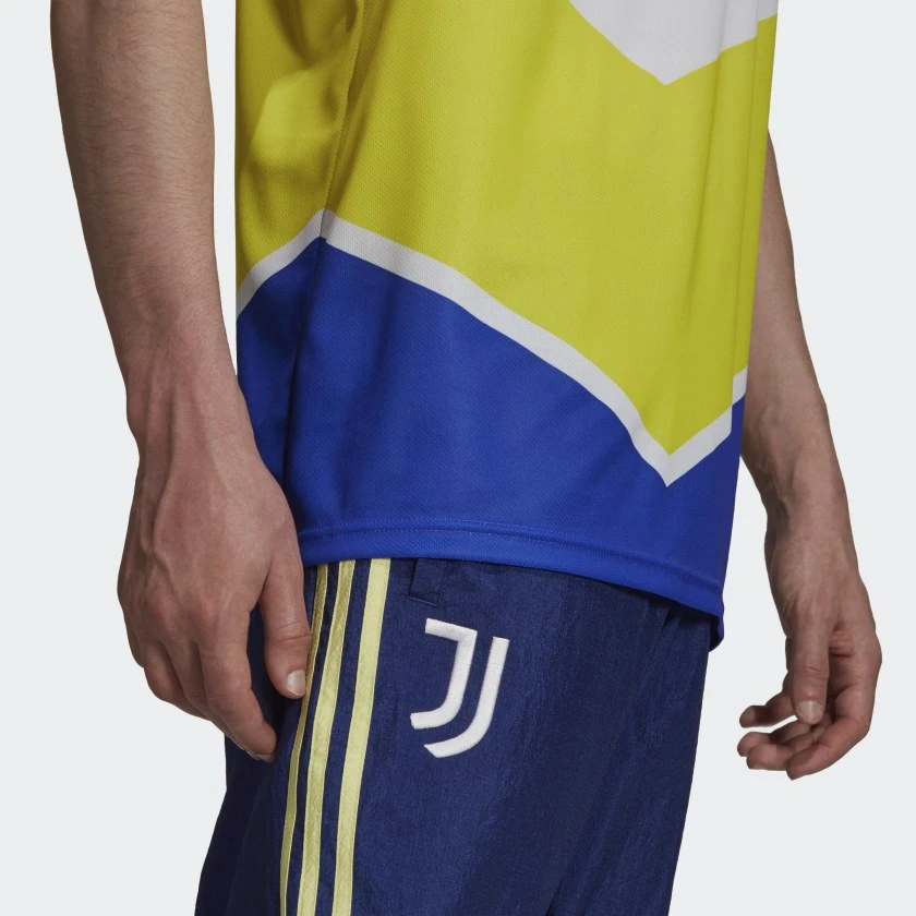 ADIDAS Juventes 21/22 3rd Jersey - Shock Yellow/Hi Res Blue 9 ADIDAS Juventes 21/22 3rd Jersey - Shock Yellow/Hi Res Blue - Image 7