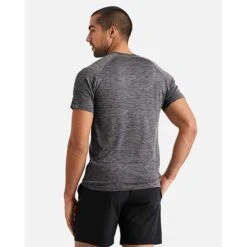 Men's Reign Tech Short Sleeve Shirt - Asphalt Heather 12 Men's Reign Tech Short Sleeve Shirt - Asphalt Heather -Daily Flex Shop PWA 5 ReignTechShortSleeve AsphaltHeather onmodel 2100x 1
