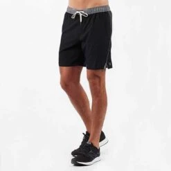 Vuori Men's Trail Short - Black -Daily Flex Shop V341 09BLK 2 f405e8e7 c2a0 4aa6 9a01 7165a85adef2 1200x crop center jpg